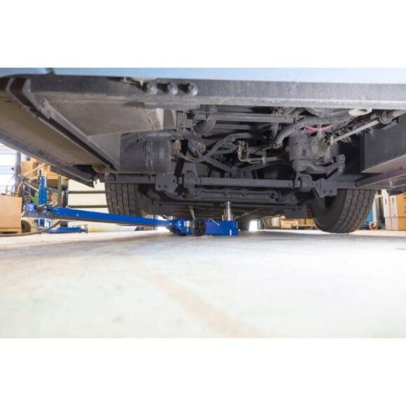 50 3 AC under fordon 1 580x580