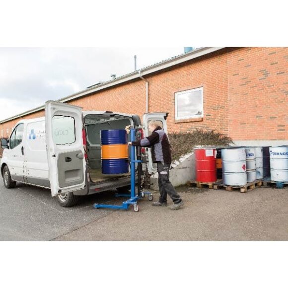 Oljefat pa fatlyft 580x580