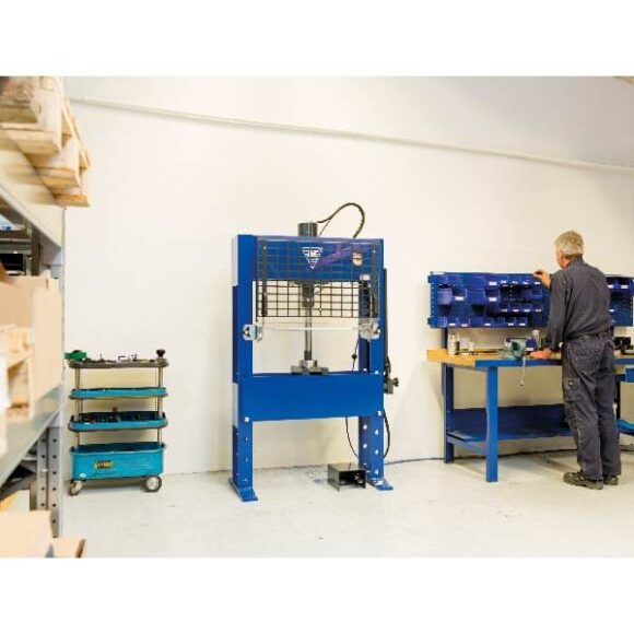 P60H 3 60 ton 580x580