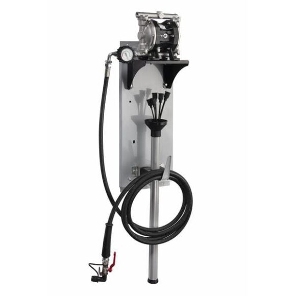 Spilloljepump monterad pa vaggpanel 580x580