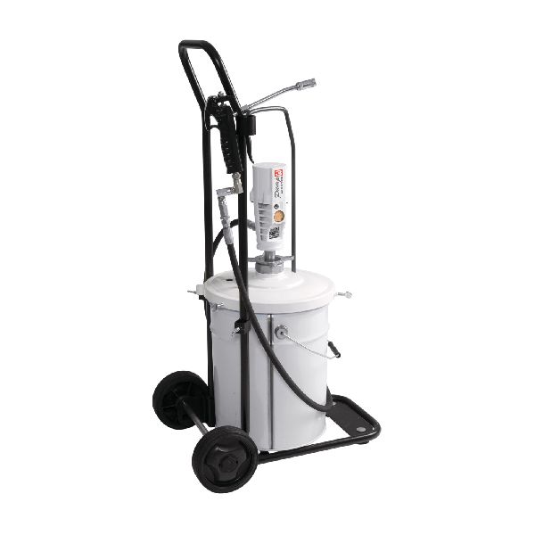 Fettutrustning på kärra med handtag och hjul